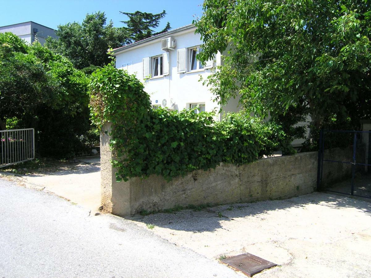 Apartment Danilo Krk Town Εξωτερικό φωτογραφία